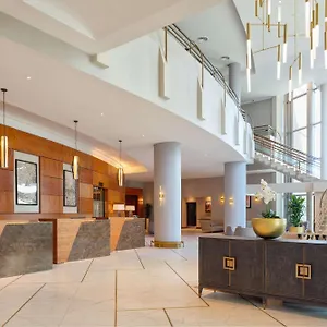 4* Hotell Hilton